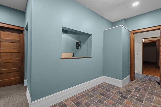 1204 Harmon Place 4, Minneapolis, MN 55403