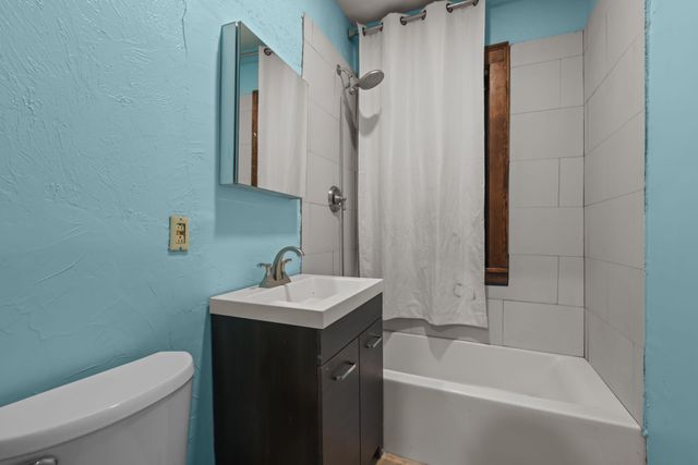 1204 Harmon Place 4, Minneapolis, MN 55403