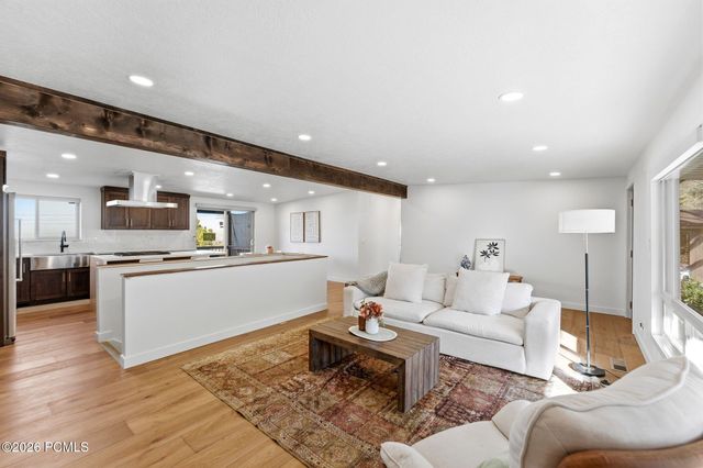 3206 S Kaibab Way, Salt Lake City, UT 84109