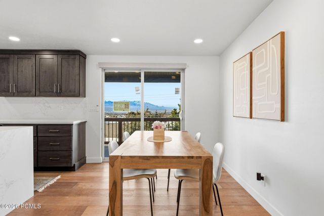 3206 S Kaibab Way, Salt Lake City, UT 84109