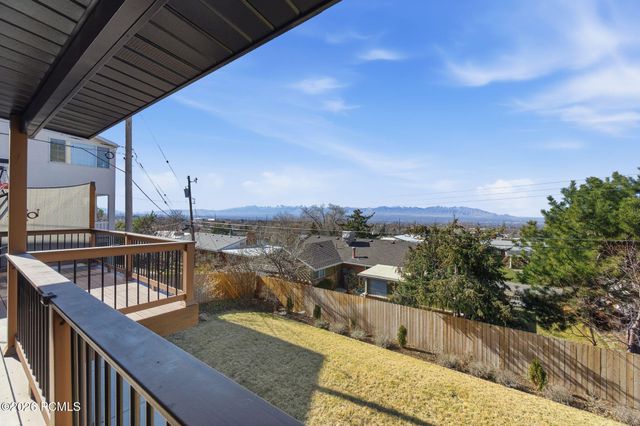 3206 S Kaibab Way, Salt Lake City, UT 84109