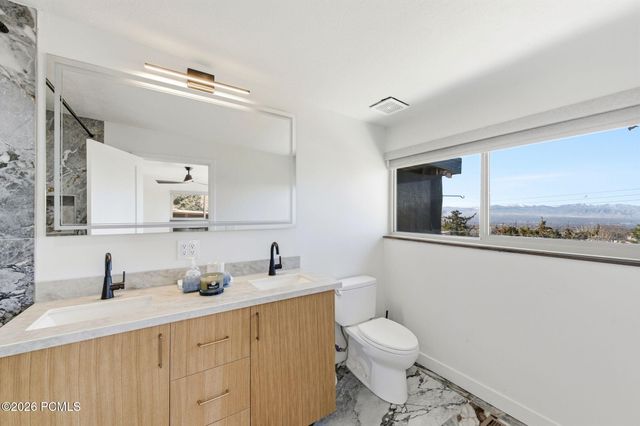 3206 S Kaibab Way, Salt Lake City, UT 84109