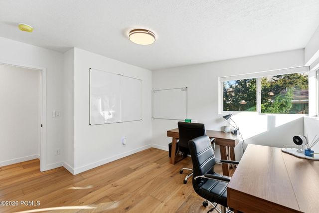 3206 S Kaibab Way, Salt Lake City, UT 84109