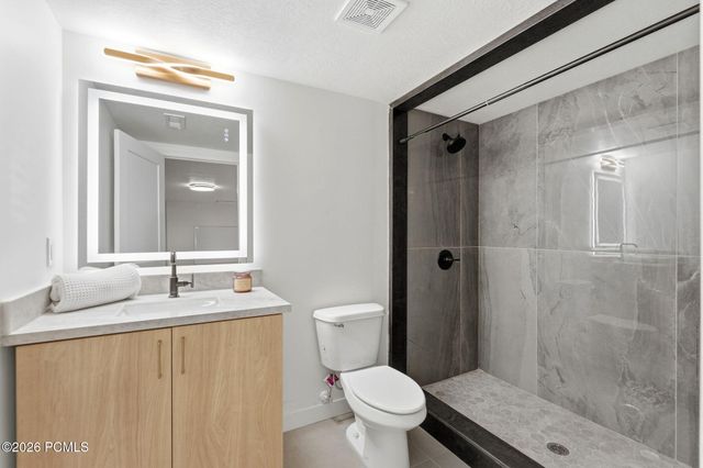 3206 S Kaibab Way, Salt Lake City, UT 84109