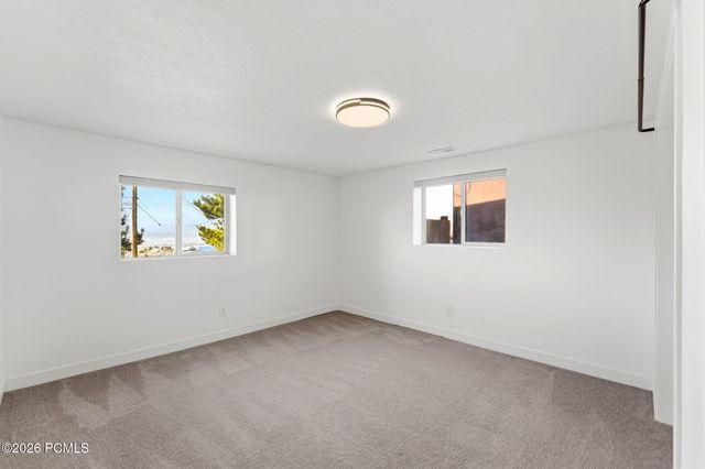 3206 S Kaibab Way, Salt Lake City, UT 84109