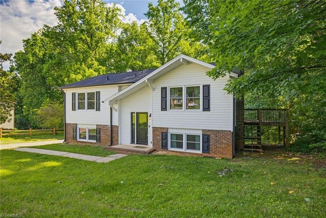 821 Prince Edward Road, Kernersville, NC 27284