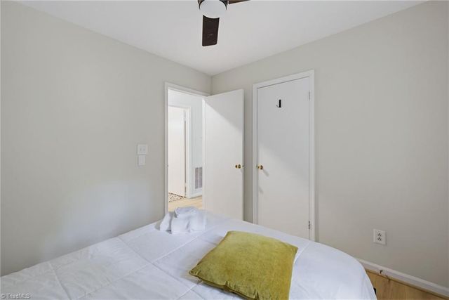 821 Prince Edward Road, Kernersville, NC 27284