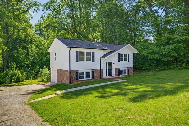 821 Prince Edward Road, Kernersville, NC 27284