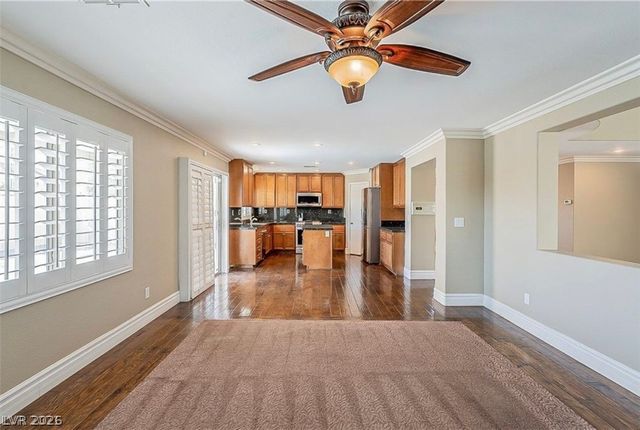 10149 Whitney Falls Court, Las Vegas, NV 89148