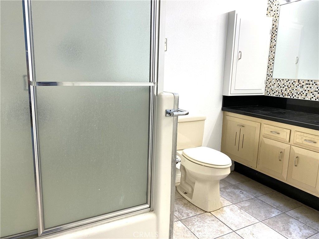 Image 10 of property listing at 1361 Weeburn Rd., M4-73I, Seal Beach, CA 90740