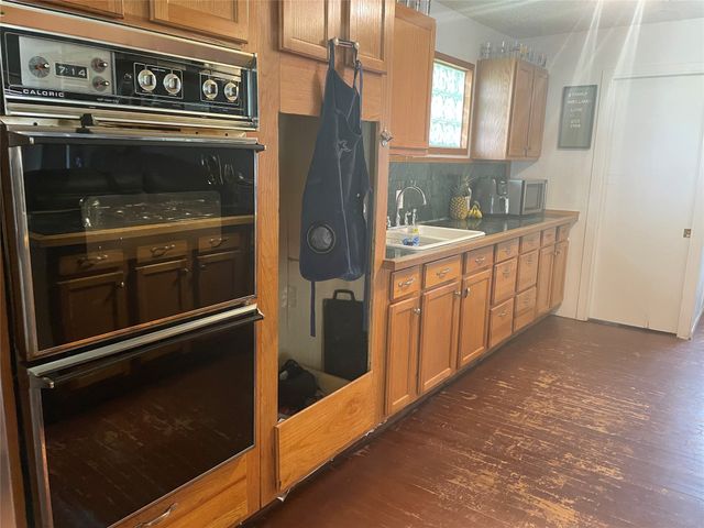 308 Woodhaven Boulevard, Duncanville, TX 75116