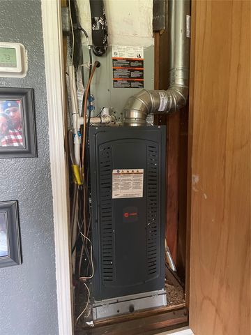 308 Woodhaven Boulevard, Duncanville, TX 75116