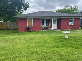 308 Woodhaven Boulevard, Duncanville, TX 75116