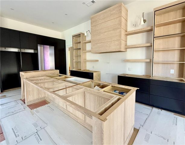 6996 Deaton Henry Road, Flowery Branch, GA 30542