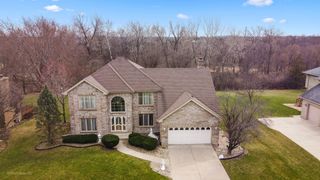 7233 SOUTHWICK Drive, Frankfort, IL 60423