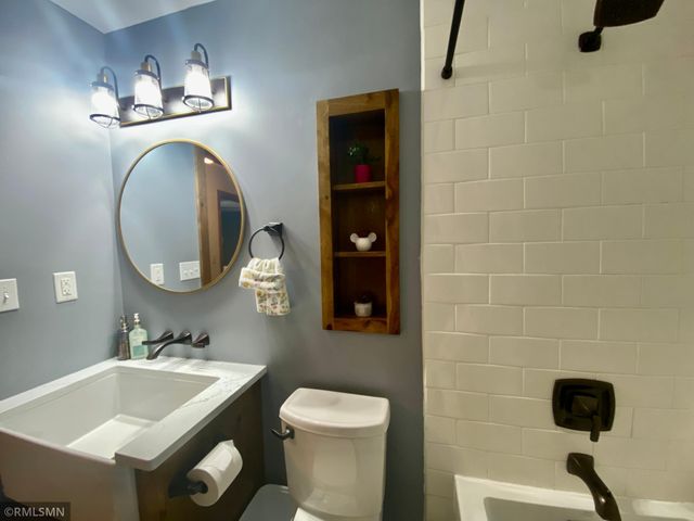 420 Birch Street NE, Lonsdale, MN 55046