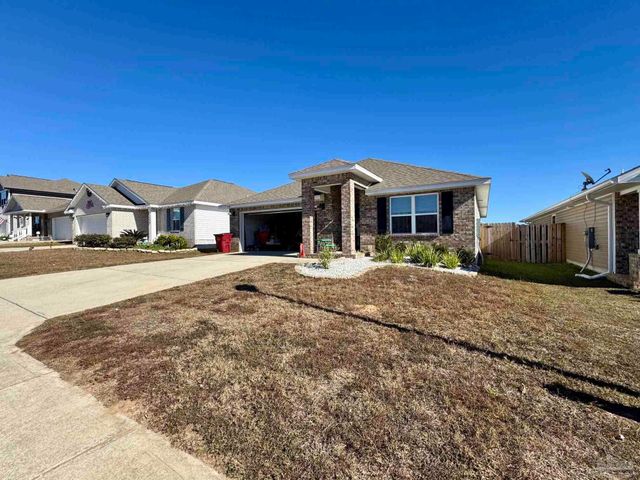 5645 Guinevere Ln, Milton, FL 32583