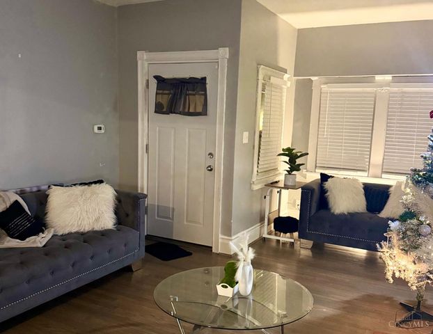 3309 Phoenix Avenue, Cheviot, OH 45211