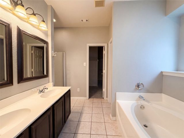 9801 Cedarcrest Drive, Providence Village, TX 76227