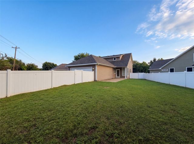 9801 Cedarcrest Drive, Providence Village, TX 76227