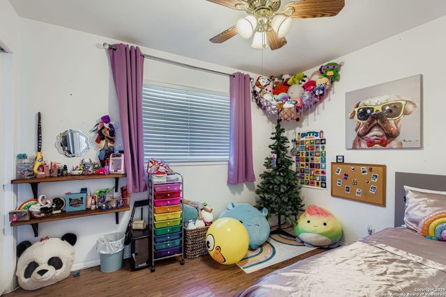 9411 Cliff Way, San Antonio, TX 78250