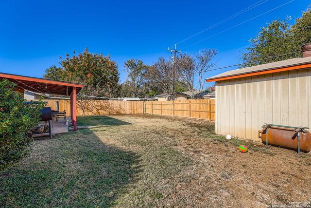 9411 Cliff Way, San Antonio, TX 78250