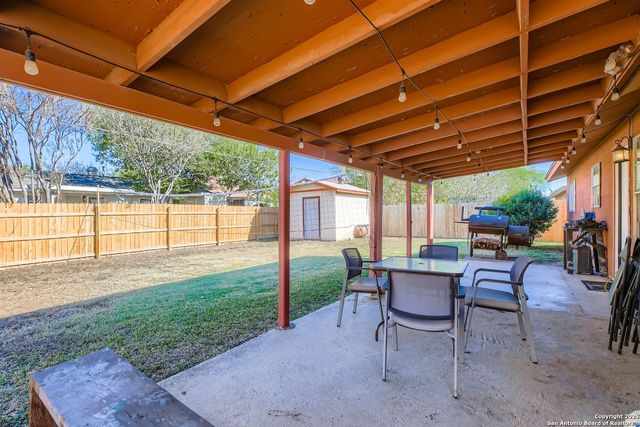 9411 Cliff Way, San Antonio, TX 78250