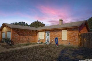 9411 Cliff Way, San Antonio, TX 78250