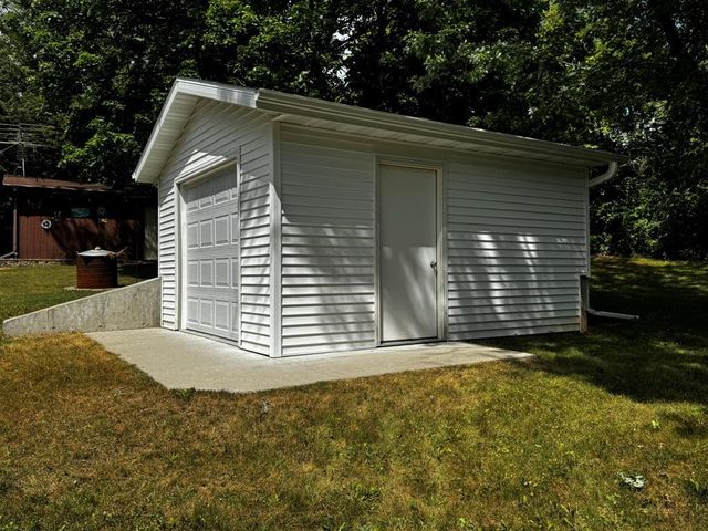 351 Skyline Drive, Edgerton, WI 53534