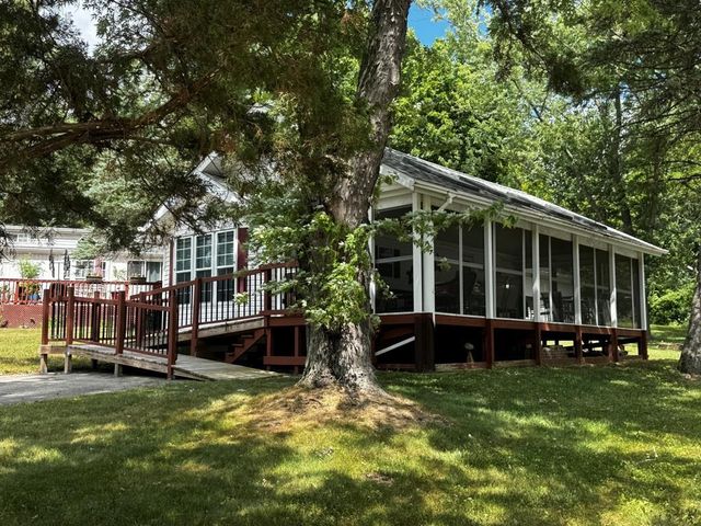 351 Skyline Drive, Edgerton, WI 53534