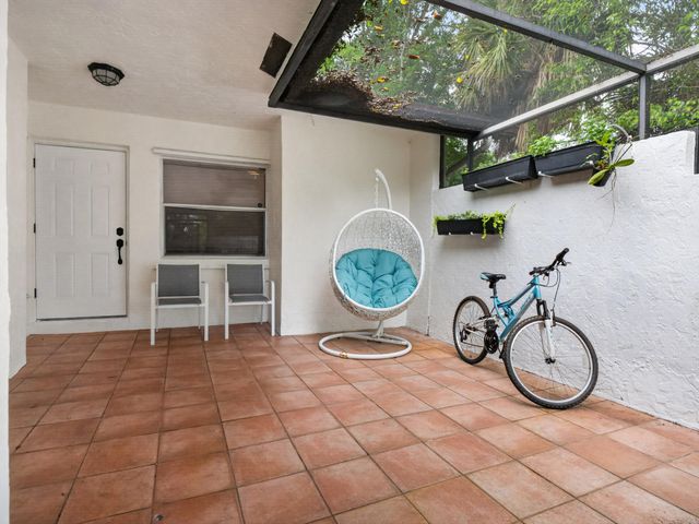 9001 NW 61st Street 111, Tamarac, FL 33321