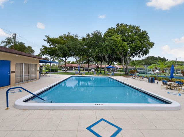 9001 NW 61st Street 111, Tamarac, FL 33321