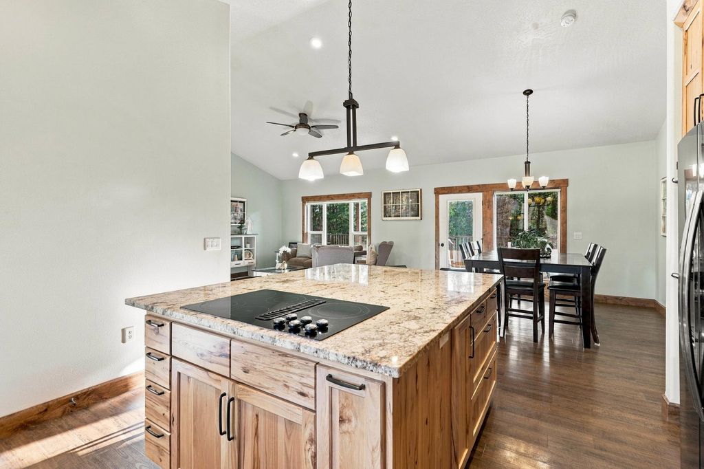 14713 N N COUNTRY RIDGE Ln, Spokane, WA 99208 photo 4