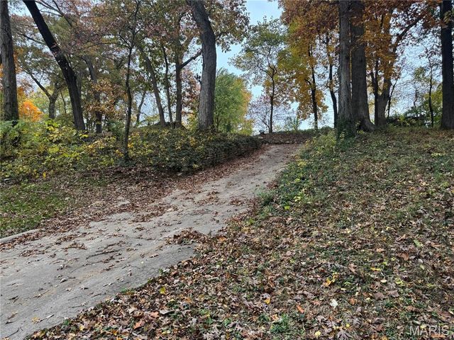 38 Smalling Court, Belleville, IL 62223