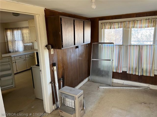 2550 N Wheeler, Sallisaw, OK 74955