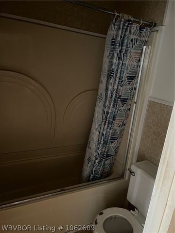 2550 N Wheeler, Sallisaw, OK 74955