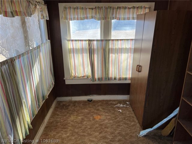 2550 N Wheeler, Sallisaw, OK 74955