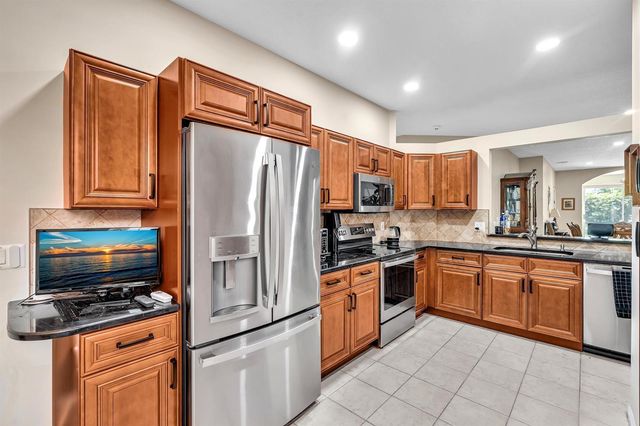 5819 GRAND HARBOUR Circle, Boynton Beach, FL 33437