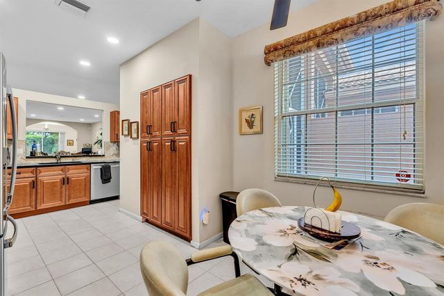 5819 GRAND HARBOUR Circle, Boynton Beach, FL 33437