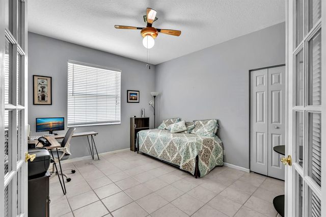 5819 GRAND HARBOUR Circle, Boynton Beach, FL 33437