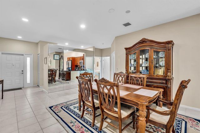 5819 GRAND HARBOUR Circle, Boynton Beach, FL 33437