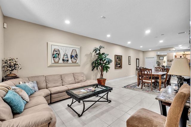 5819 GRAND HARBOUR Circle, Boynton Beach, FL 33437