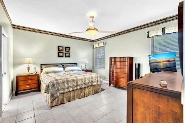 5819 GRAND HARBOUR Circle, Boynton Beach, FL 33437