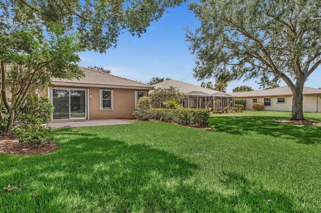 5819 GRAND HARBOUR Circle, Boynton Beach, FL 33437