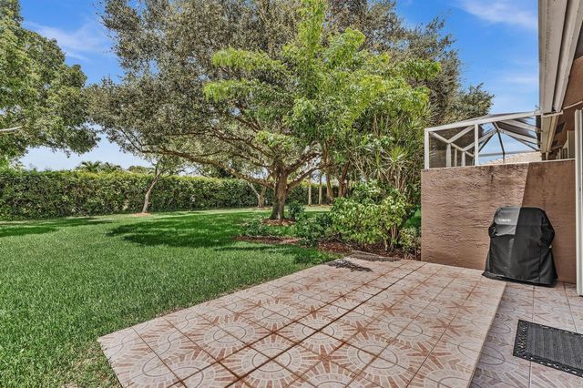 5819 GRAND HARBOUR Circle, Boynton Beach, FL 33437