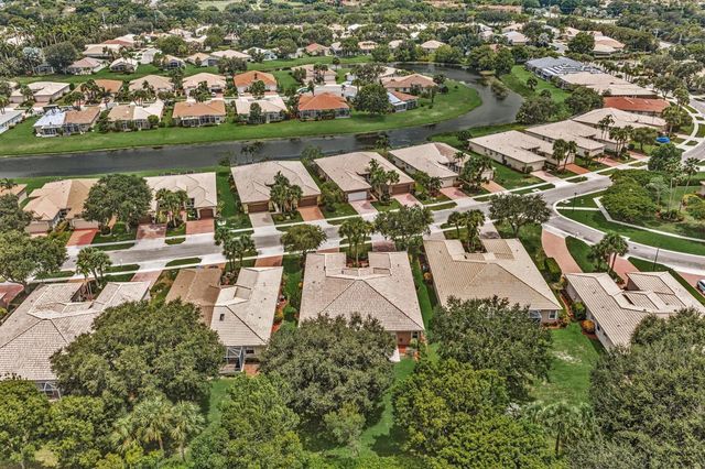 5819 GRAND HARBOUR Circle, Boynton Beach, FL 33437