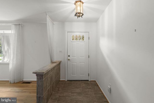 17604 PRINCE EDWARD DR, Olney, MD 20832