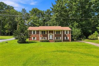 3601 Todd Drive, Douglasville, GA 30135