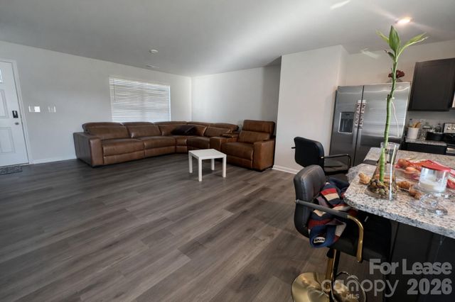 6006 Silverwing Drive, Charlotte, NC 28215