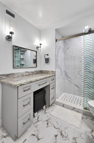 5510 N Ocean Drive 7-b, Singer Island, FL 33404